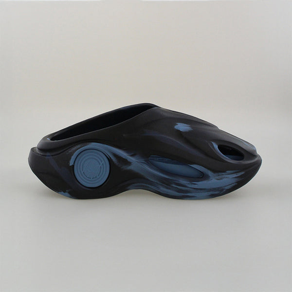 AG Whale 2