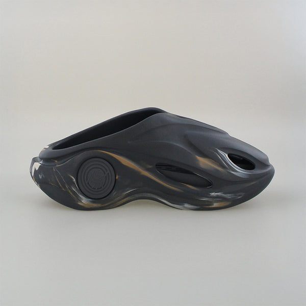 AG Whale 2