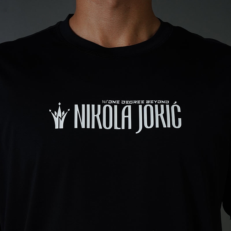 公式】361°｜Nikola Jokić - Short-Sleeve T-shirtの詳細・購入ページ
