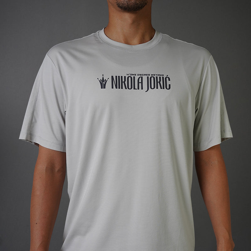 公式】361°｜Nikola Jokić - Short-Sleeve T-shirtの詳細・購入ページ